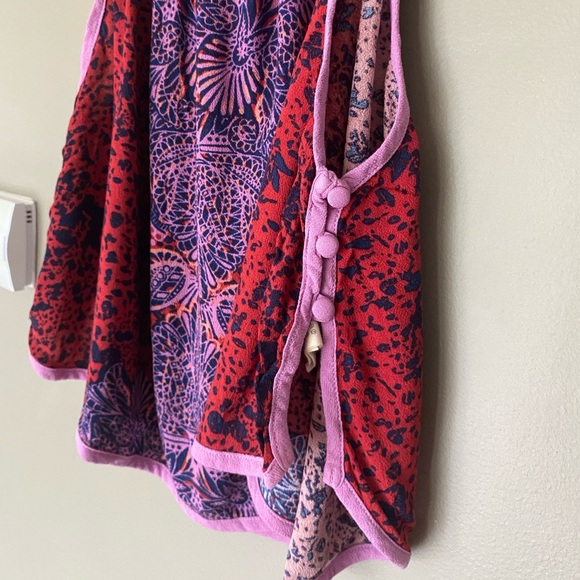 FREE PEOPLE Break Free Lilac/Red Boho Paisley Cropped Spaghetti Strap Tank Sz M - Picture 7 of 10